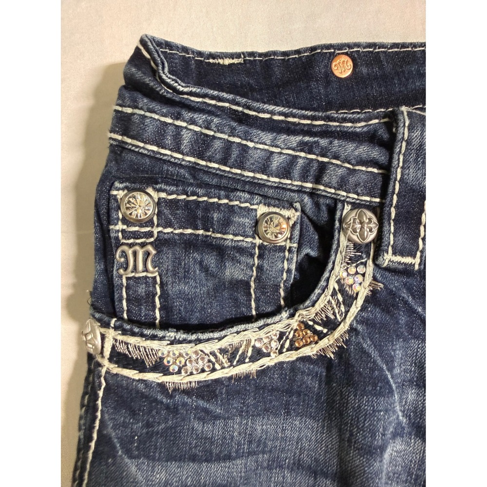 Miss Me Mid Rise Easy Cropped Jeans Dark Wash Rhinestone Embellished Size 28 - Picture 3 of 10